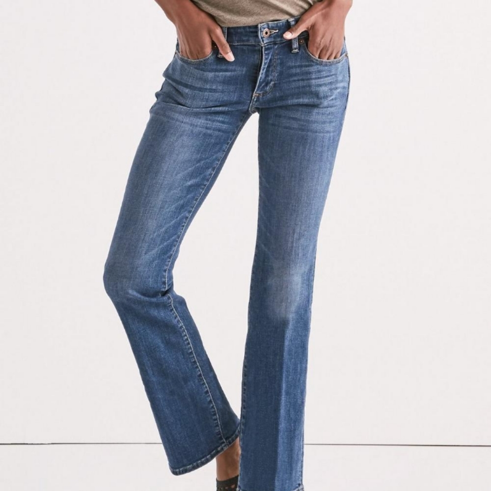 LUCKY BRAND Low rise Sweet n Low bootcut denim jeans